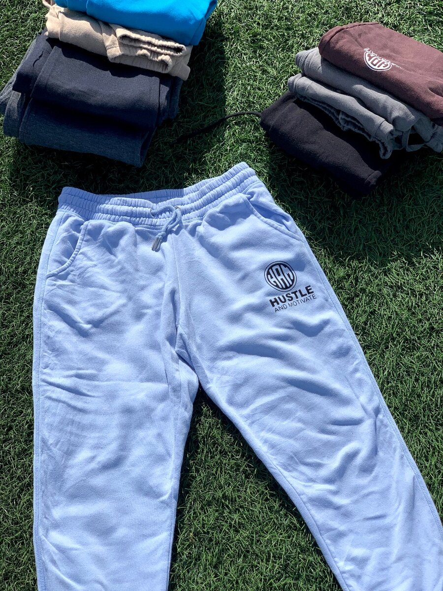 Hustle and motivate sweatpants k120