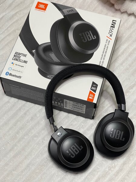 JBL Live 660NC