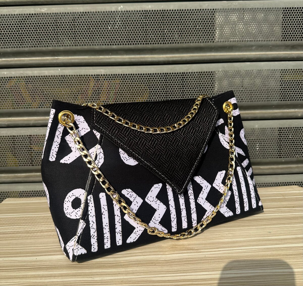 Sac à main élégant en tissu