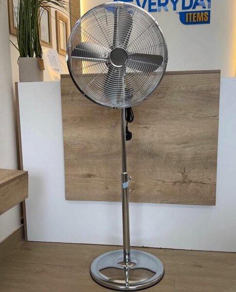 STANDING FANS