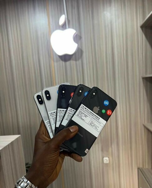 iPhone X 64GB Reconditionné