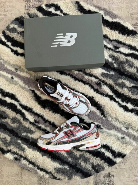 Baskets New Balance 740