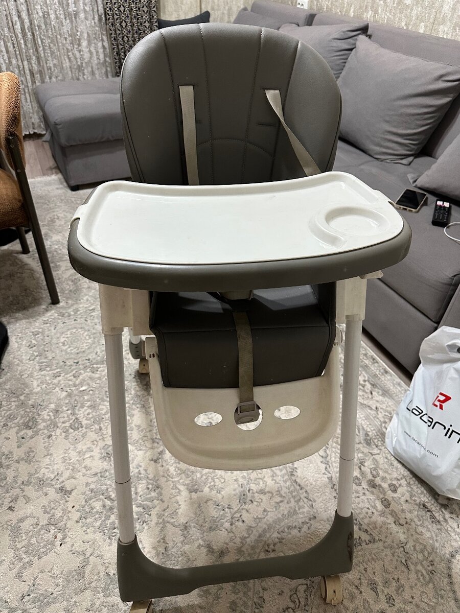 Стул для кормления