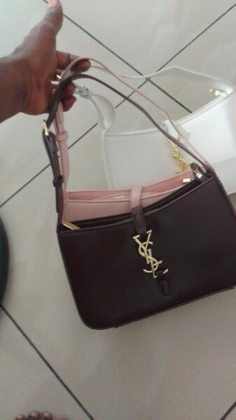 Sac(Yves Saint-Laurent)