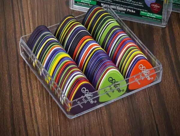 10 PCS Picks multic guitare