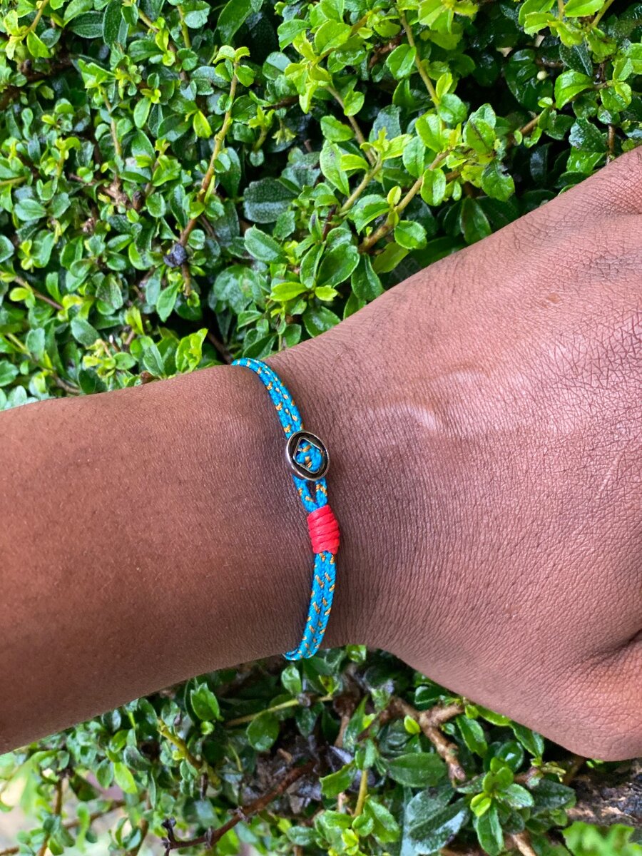 Bracelets en cordon de Cire