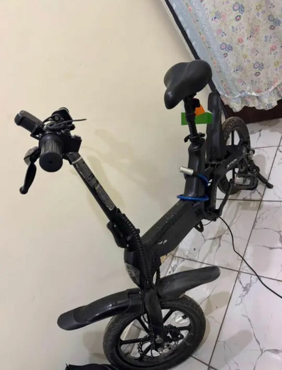 Vélo électrique pliable urbain