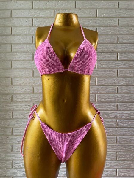 Ensemble de bikini rose pour femme