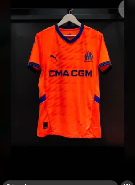 Maillot pro (original, authentique) disponible