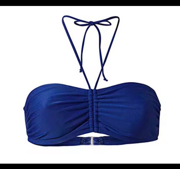 Lot de trois hauts féminins