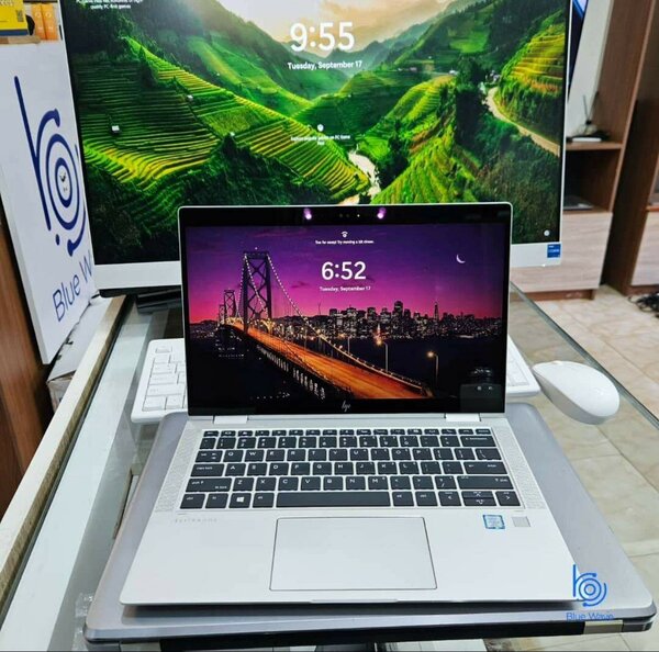 *HP ELITEBOOK x360 1030 G3* Intel core i5 8th generation vor