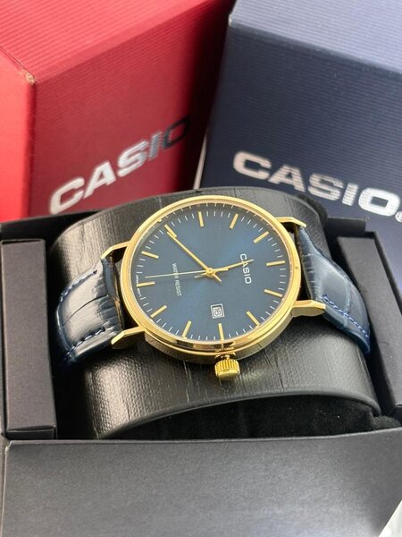 Montre Élégante Casio Homme