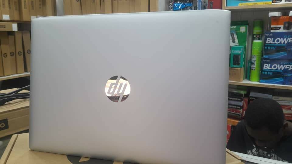 HP Laptop Écran HD 14"