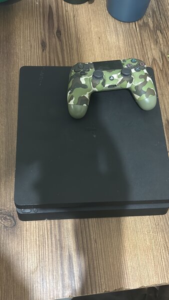 PS4 slim 1 Tera