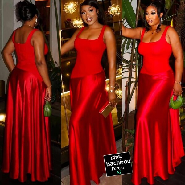 Robe élégante rouge soirée