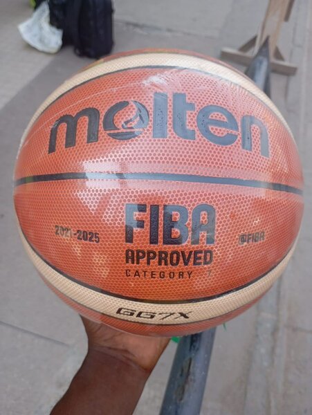 Ballon de basket ball GG7X