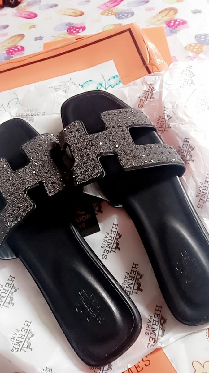 Sandales élégantes en cuir noir