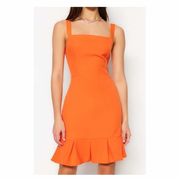 Robe orange élégante