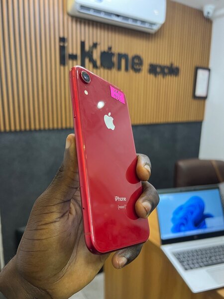 iPhone XR