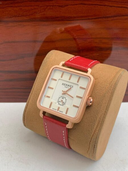 HERMÈS LEATHER WATCH UNISEX