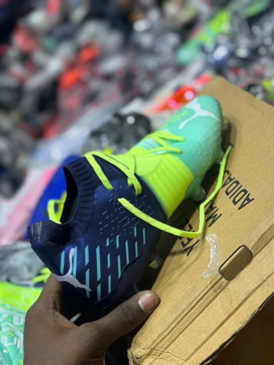 Chaussures de Football Performantes