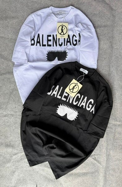 T-shirts Balenciaga Unisex
