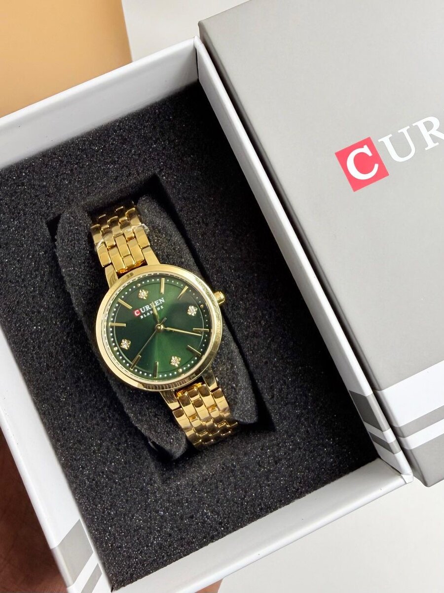 Montre Currie Femme Luxe Doré