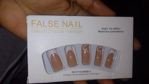Ongles Faux Naturels Rapides