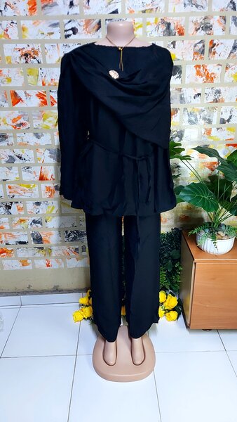 Ensemble élégant noir femme