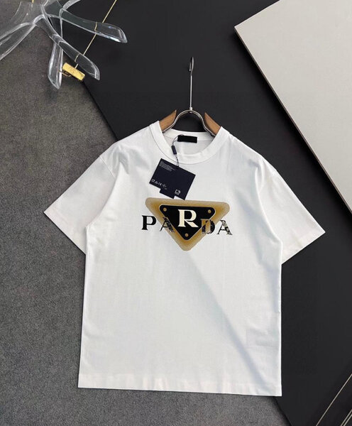 T-shirt tendance avec logo