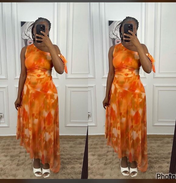 Robe asymétrique orange