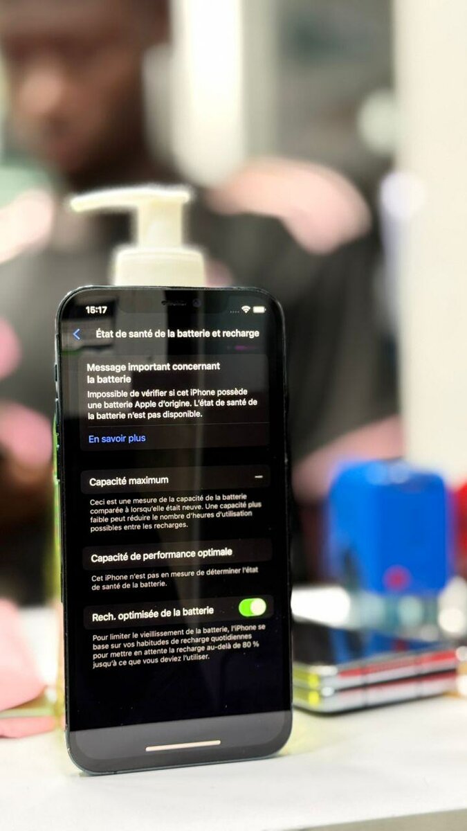 iphone 12 pro 128g message écran et batterie : 185.000f  076