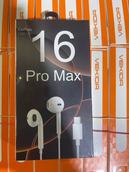 Pro Max USB-C EarPods