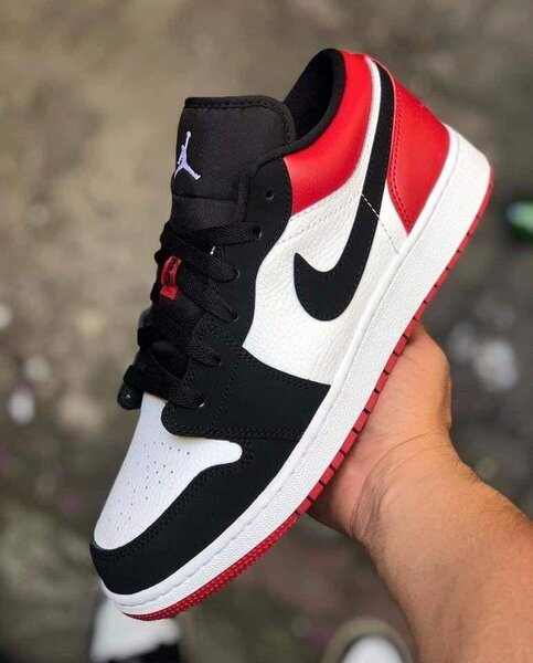 Nike Jordan 1