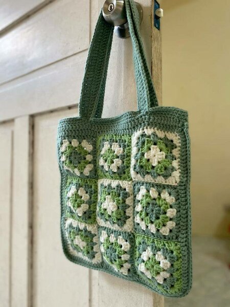 Sac à main crocheté