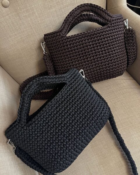 Sac à main tricoté chic