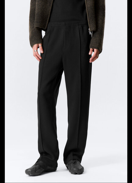 Pantalon noir élégant homme