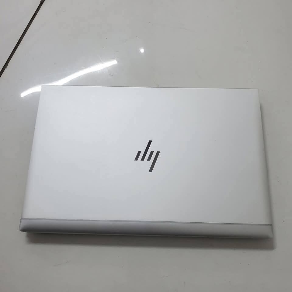 HP 840 G5 :  I5 16GO/ 512 SSD