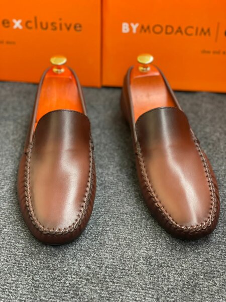 Mocassins en cuir homme élégants