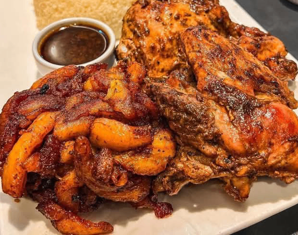 1/2 Poulet Braisé + Alloco