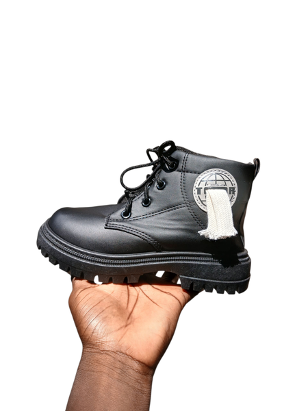 Chaussures de randonnée en cuir noir