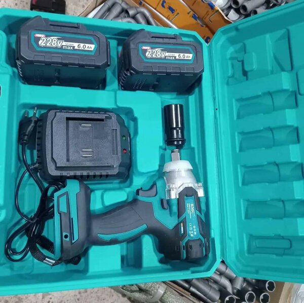 Visseuse électrique 228V