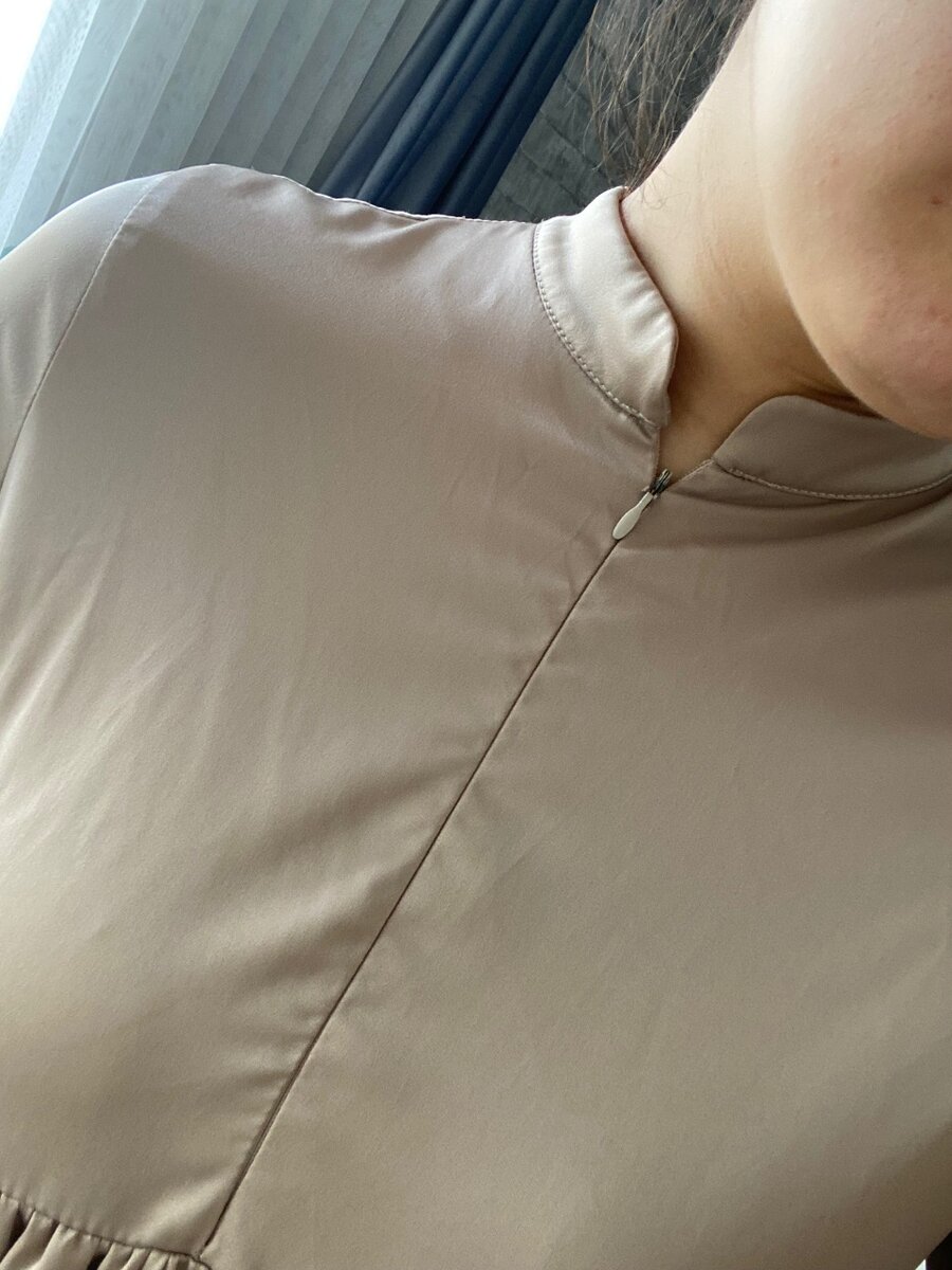 Платье шелковое длинное с замк