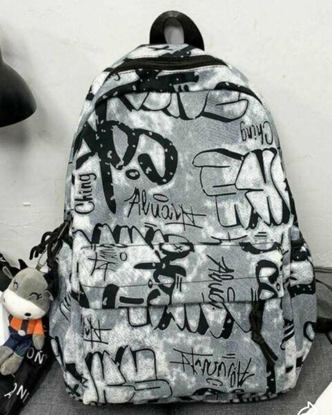Sac à dos graffiti urbain