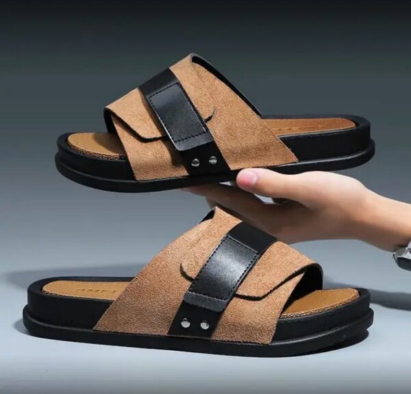 Sandales en daim réglables