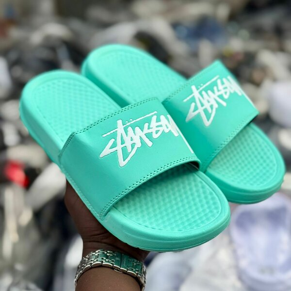 Stussy Slides Vertes pour Homme