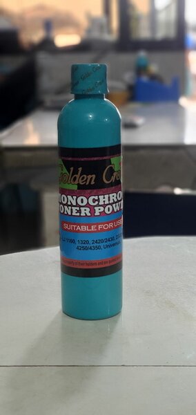 Poudre de toner monochrome