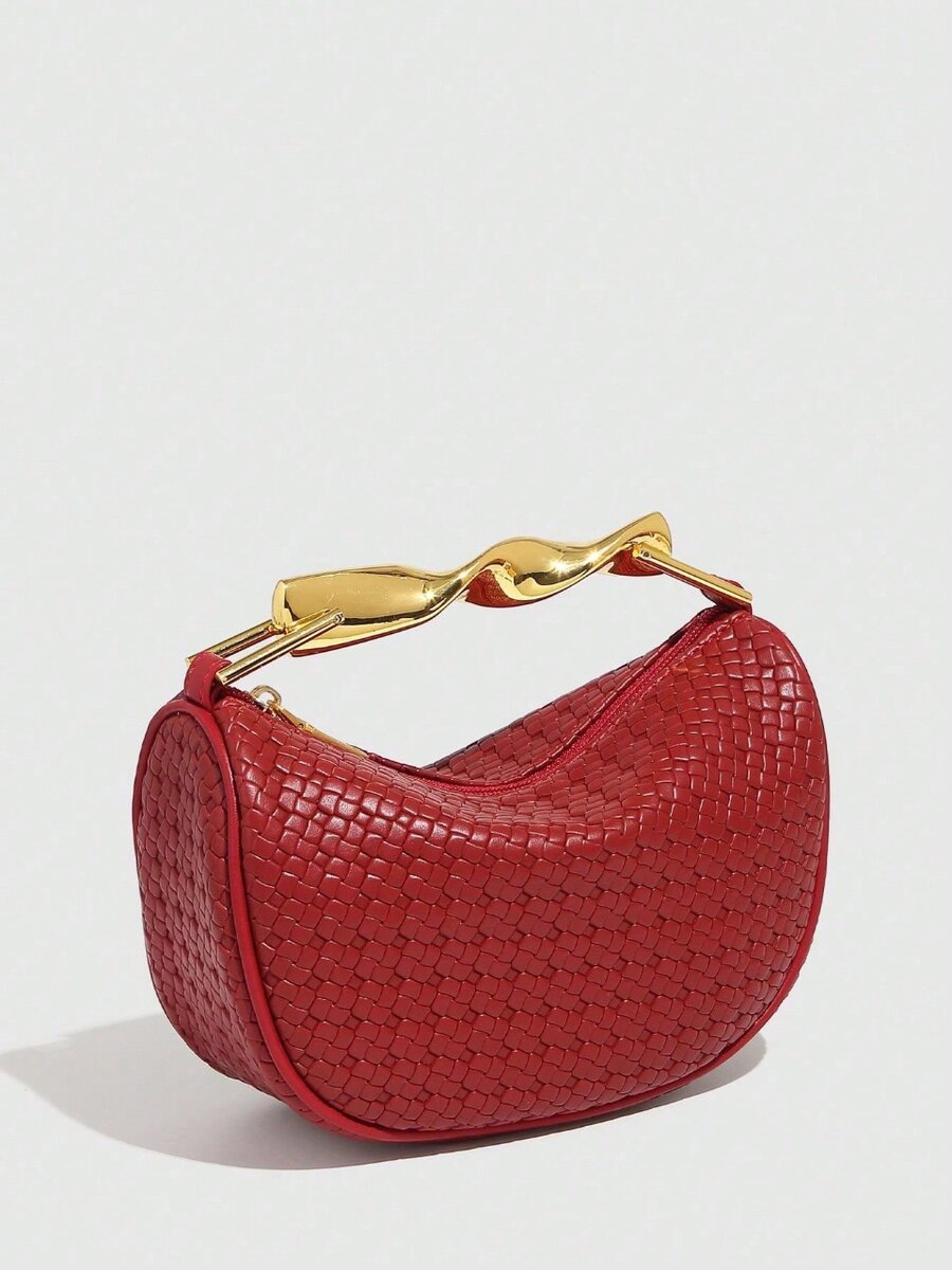 Sac à main en cuir rouge élégant