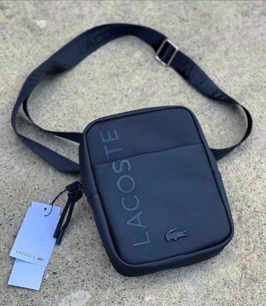 Sac bandoulière noir élégant