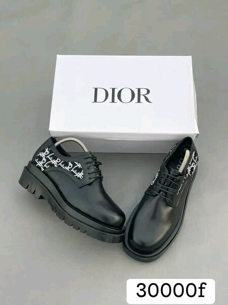 Chaussures en cuir élégantes